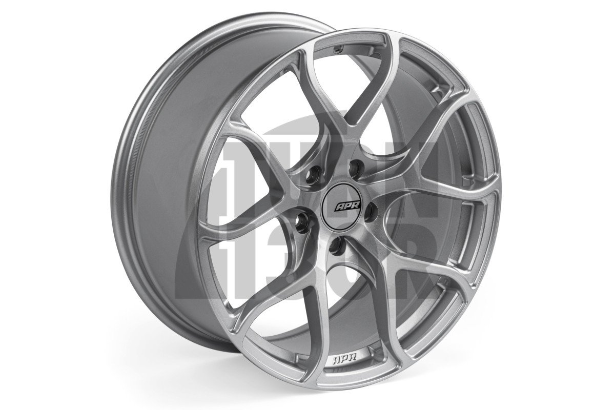 A01 Flow Formed Wheel 18 x 8.5 ET45 Gunmetal, Black or Silver APR