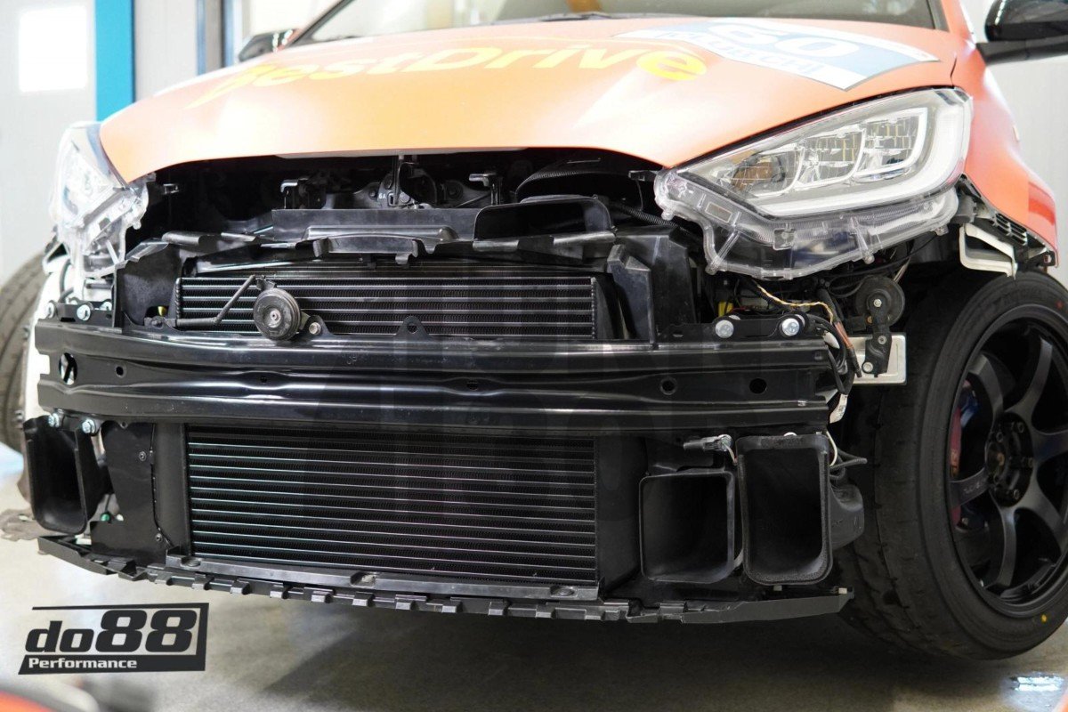 Toyota Yaris GR Do88 Intercooler Kit