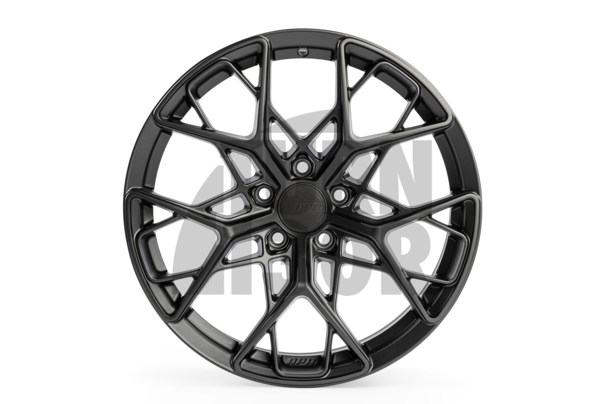 APR A02 Flow Formed Wheel Gunmetal / 18 x 8.5 - 5x112 ET45